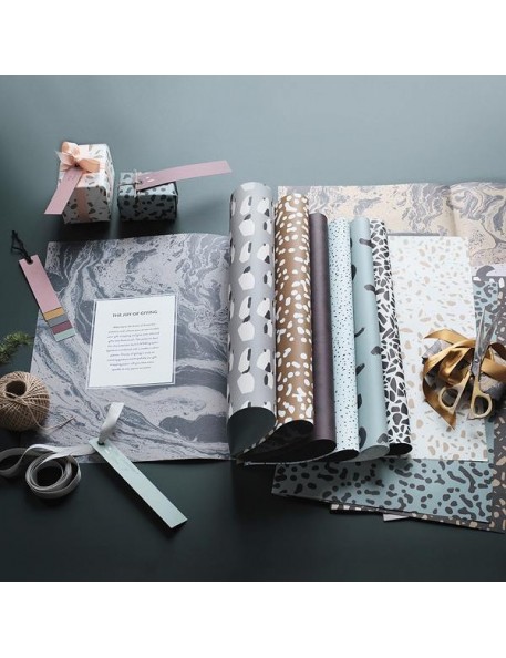 Ferm Living - bloc papiers cadeaux design (59x42cm) Ferm Living - bloc papiers cadeaux design (59x42cm)