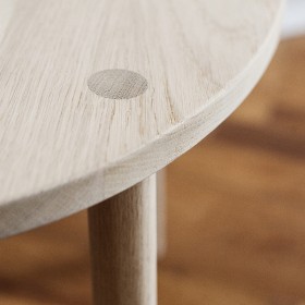 Mouse table oak Nofred