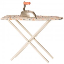 Maileg iron & ironing board (mini)