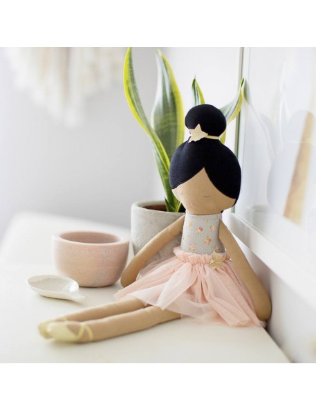 Poupée ballerine Arabella pêche, 60cm ALIMROSE Poupée ballerine Arabella pêche, 60cm ALIMROSE