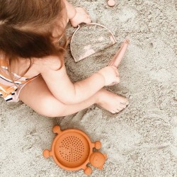 baby beach toys