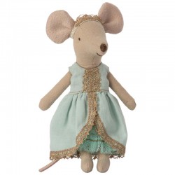 Petite poupée souris en tissus vêtue d'une robe de princesse bleue claire et d'une couronne dorée H13cm