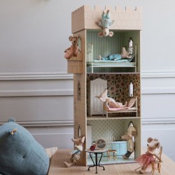 jouet miniature maison de poupée pour poupée souris