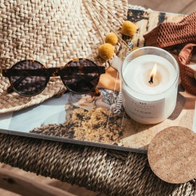 Artisanal and natural soy wax scented candle from France - the beach