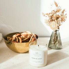 bougie naturelle jasmin fabriquée artisanalement en France