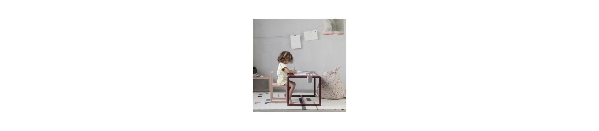 Bureaux enfants : bureaux design & tables bébés pour chambre d'enfant